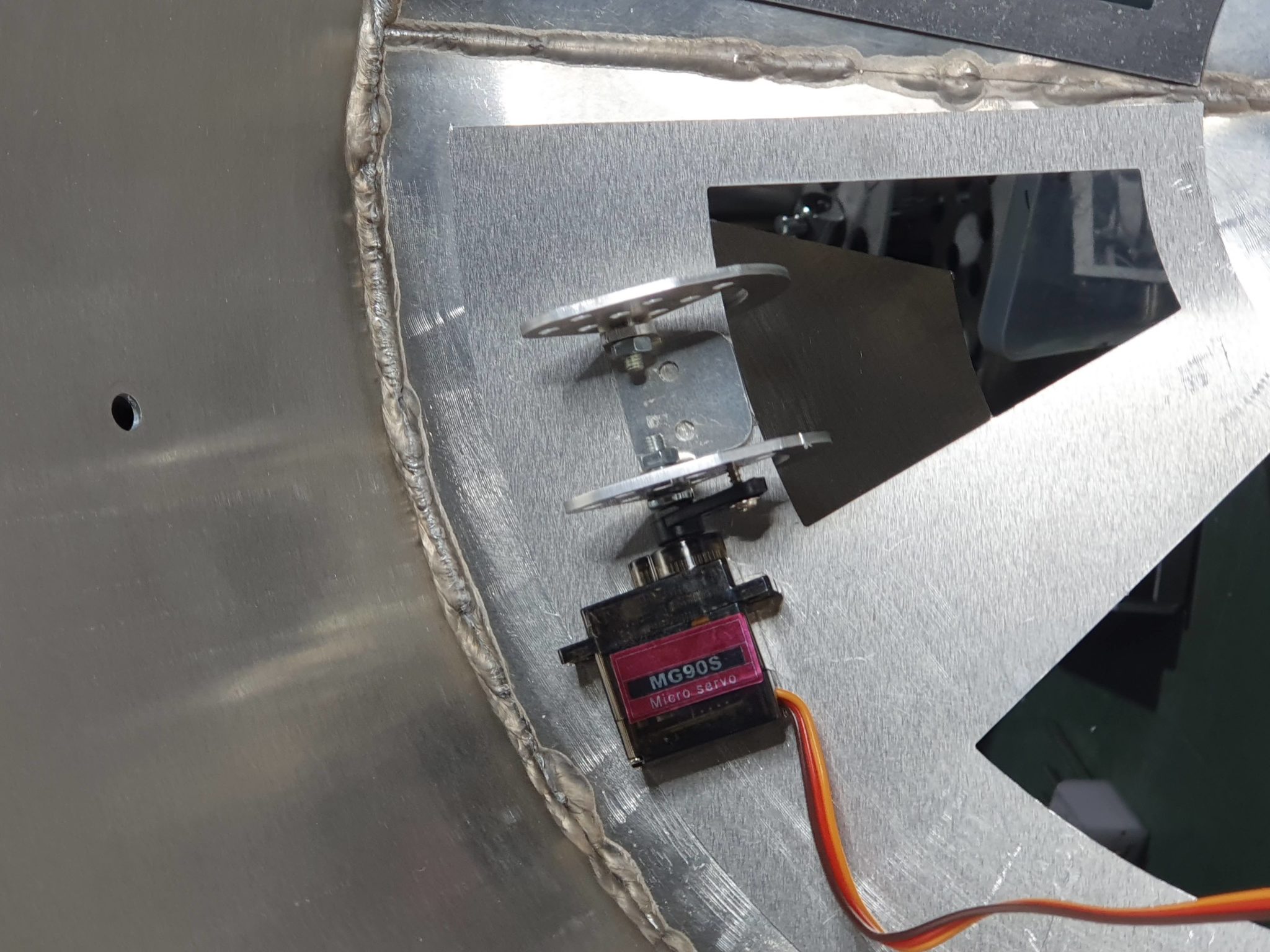 R5 Dome Servo Hinges with direct Drive Clip MOTORBLOCK